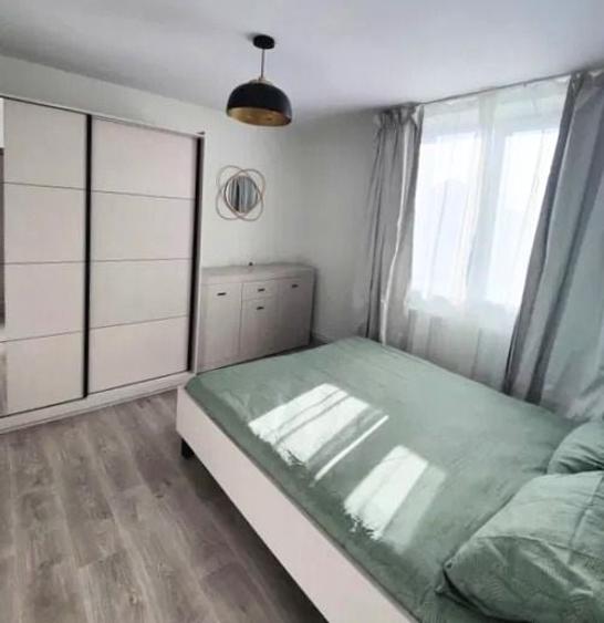 Brasov Vanzare 2 camere Vlahuta complet renovat gata de mutare rapida - 5