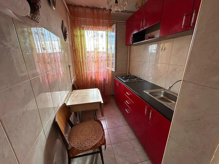 Apartament cu 2 camere semidecomandat în Gară