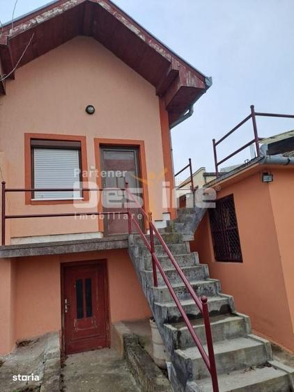 Casă cu 4 camere în Hășdat