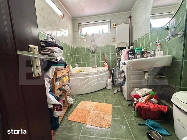 Casă cu 5 camere decomandat cu Teren 329 Mp în Bălcescu