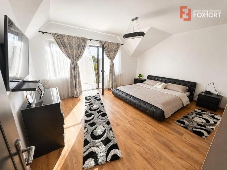 Casă cu 6 camere cu Teren 693 Mp în Gai