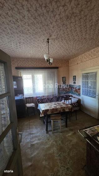 Casa De Vanzare In Apa Teren 2.551 Mp