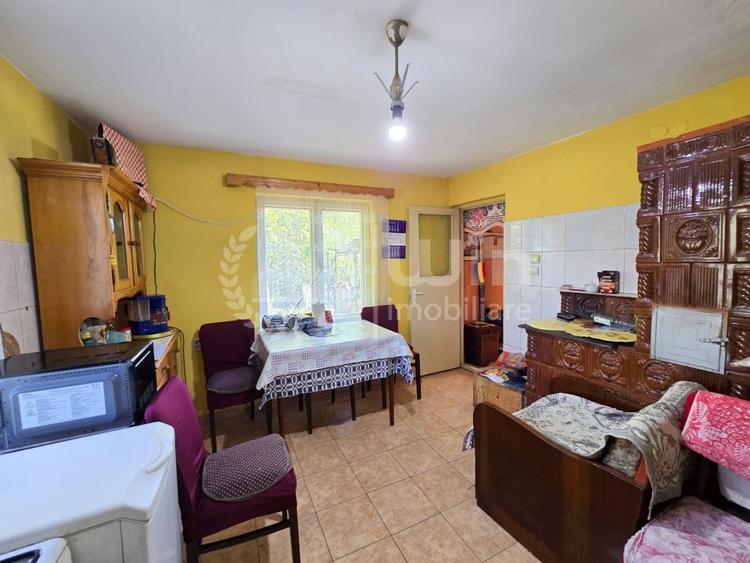 Casă individuală cu 2 camere cu Canalizare în Mociu