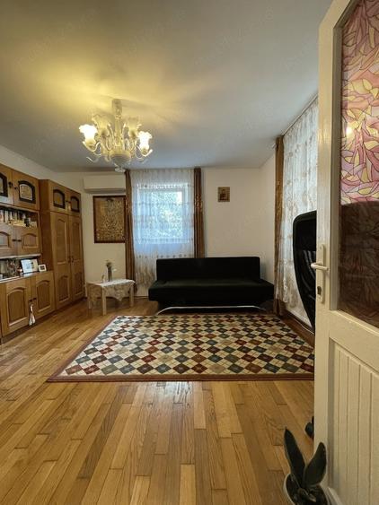 Casă cu 3 camere cu Teren 451 Mp în Oltenița
