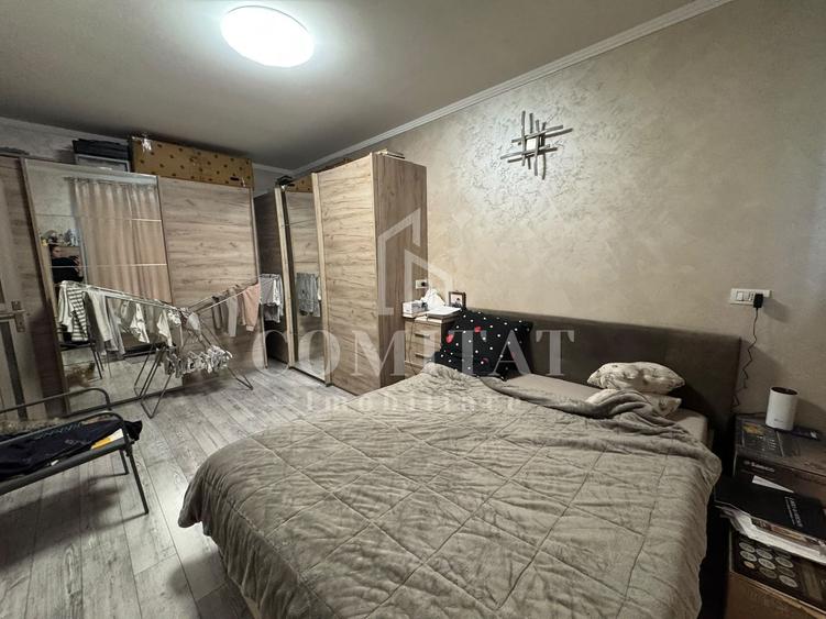 Apartament cu 4 camere semidecomandat, mobilat în Florești
