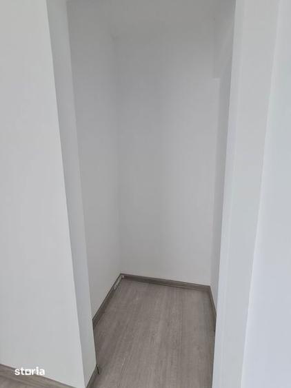 Apartament cu 2 camere semidecomandat în Titan — fotografia 1