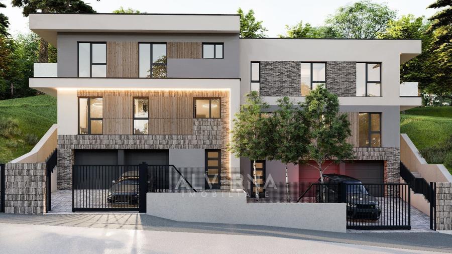 Duplex cu 4 camere cu Canalizare în Tăuți