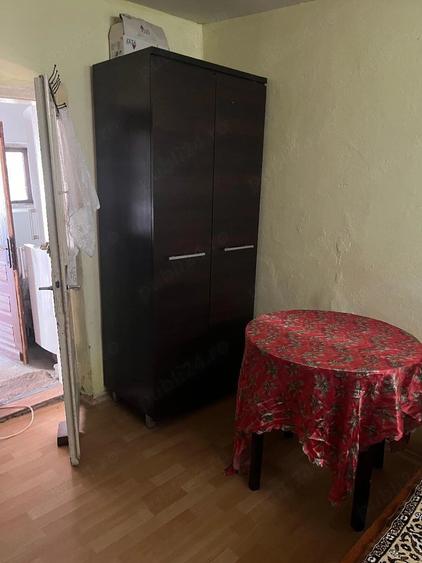Garsonieră decomandată în 1 Mai