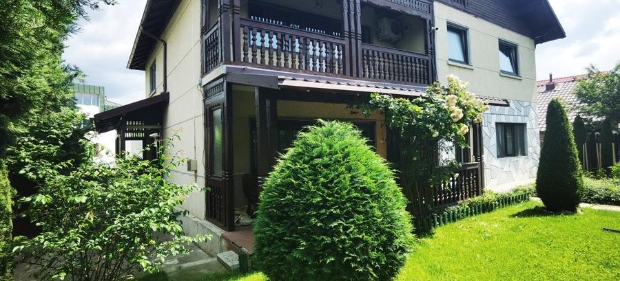 Casă individuală cu 5 camere cu Canalizare în Breaza