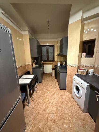 Apartament cu 2 camere decomandat în Romană