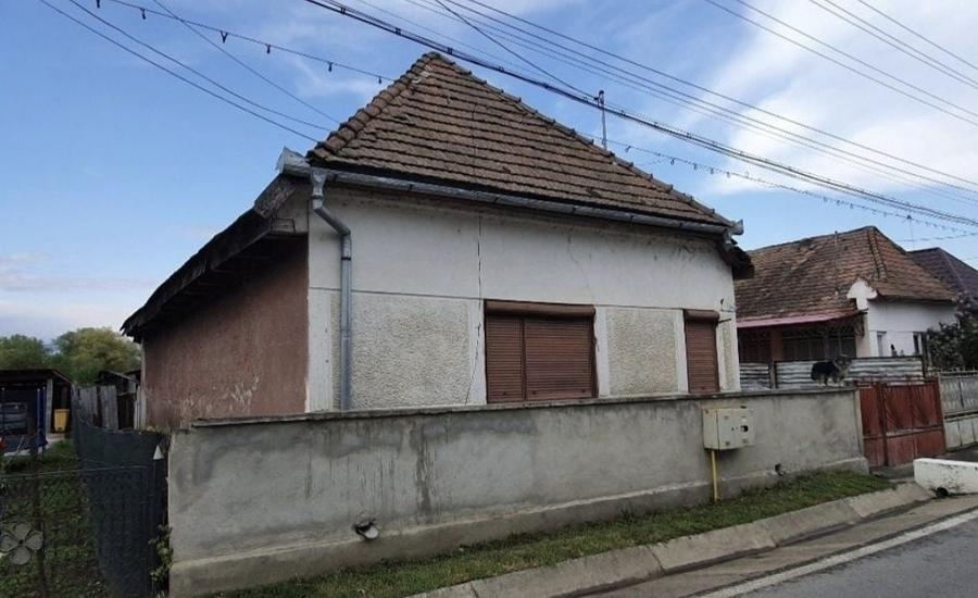 Casă cu 3 camere în Central