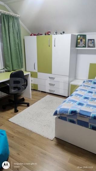 Casă individuală cu 4 camere cu Canalizare în Urișor