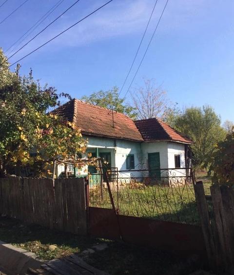 Teren de 4300 mp, în Central