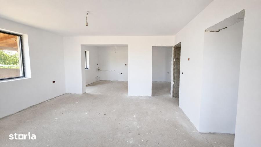 Casă cu 3 camere cu Teren 250 Mp în Hemeiuș