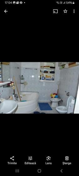 Casă cu 4 camere cu Teren 260 Mp în Central