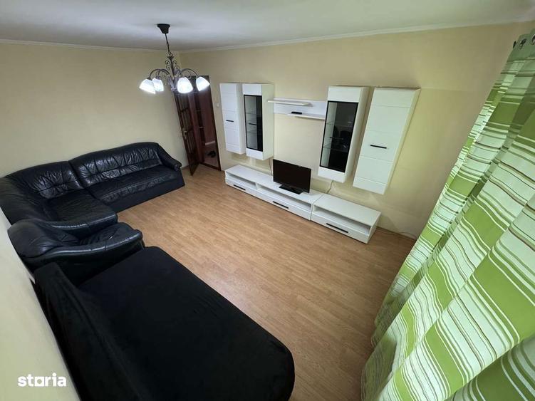 Apartament cu 3 camere în Decebal
