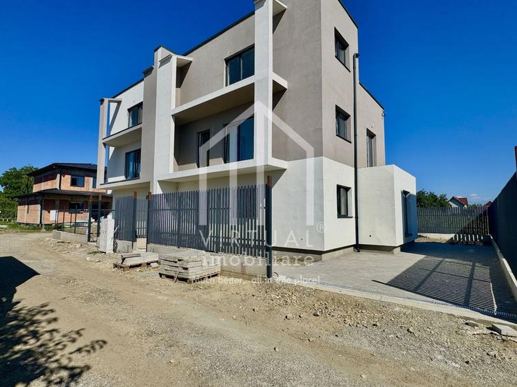 Duplex cu 4 camere cu Canalizare în Gușterița