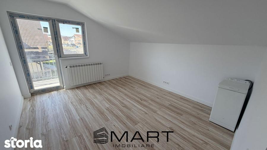 Casă cu 5 camere cu Teren 300 Mp în Tineretului