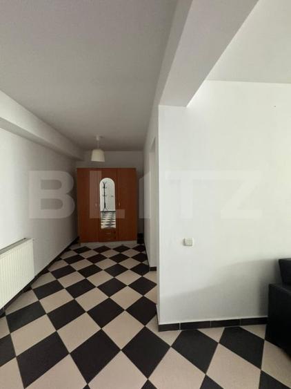 Apartament cu 2 camere semidecomandat, mobilat în Florești