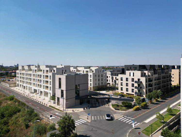 Casă individuală cu 5 camere decomandat cu Canalizare în Pipera