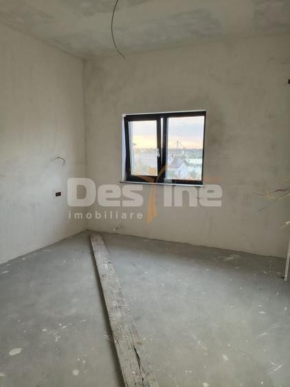 Casă individuală cu 5 camere cu Canalizare în Agigea
