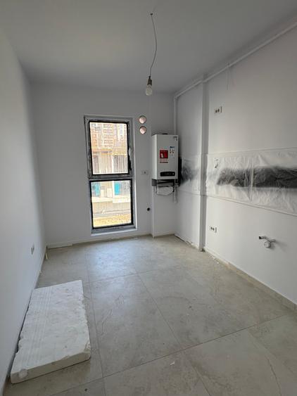 Apartament cu 2 camere decomandat în Olteniței