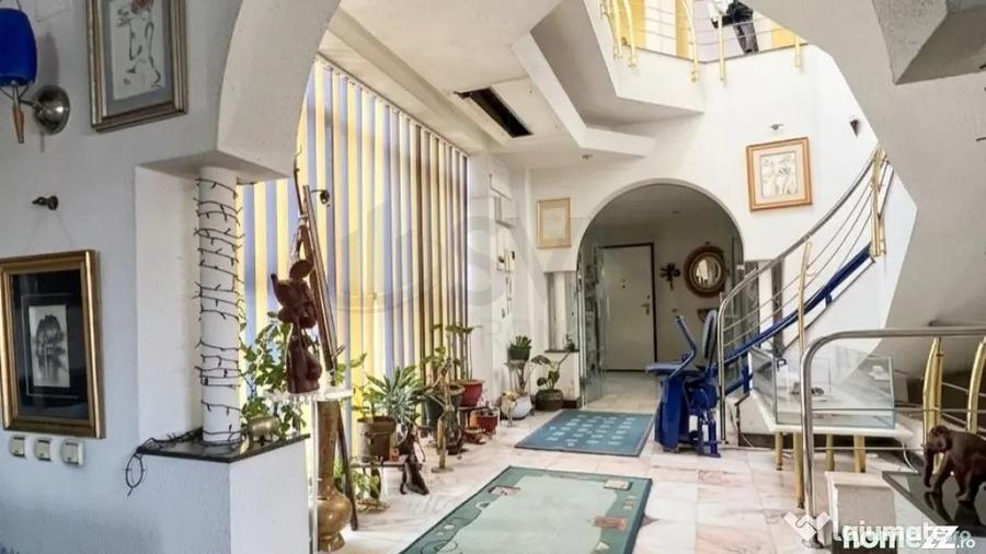 Casă cu 7 camere cu Teren 1900 Mp în Dămăroaia