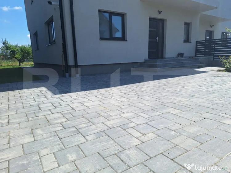 Casă cu 4 camere cu Canalizare în Unirea