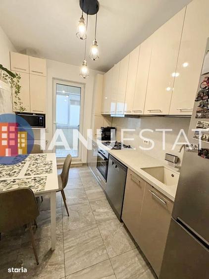 Apartament cu 3 camere decomandat în Berceni