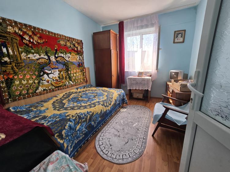 Apartament cu 3 camere în Neptun