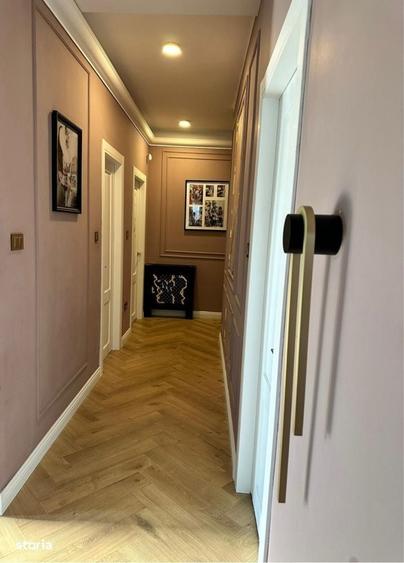 Apartament cu 3 camere în Unirii