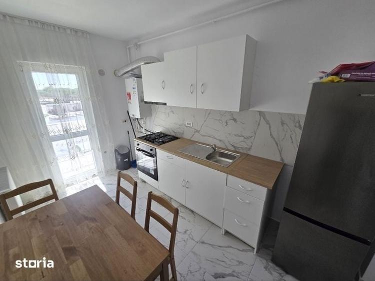 Apartament cu 2 camere decomandat în Apărătorii Patriei