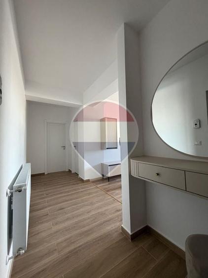 Apartament cu 2 camere semidecomandat în Nord