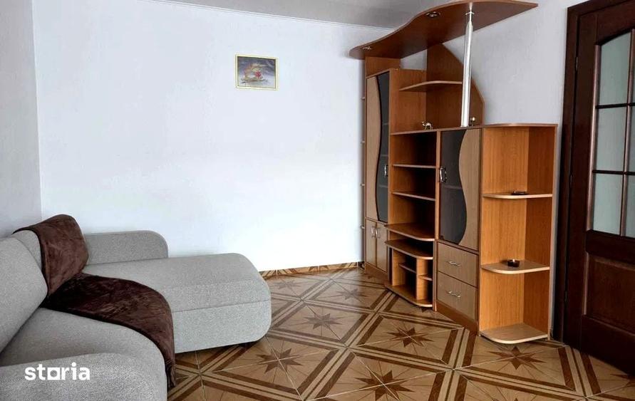 Apartament cu 2 camere decomandat în Titan