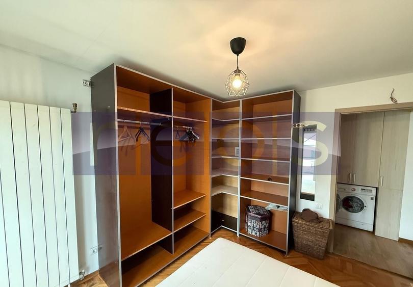 Apartament cu 4 camere, mobilat în Titan
