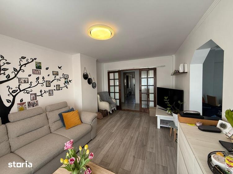 Apartament cu 4 camere decomandat în Lucian Blaga