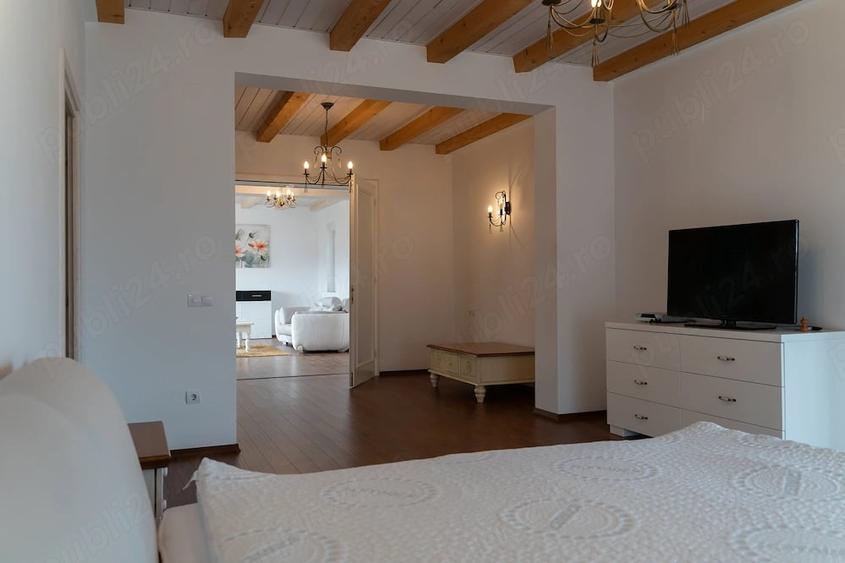 Apartament cu 4 camere decomandat în Calea Dumbrăvii