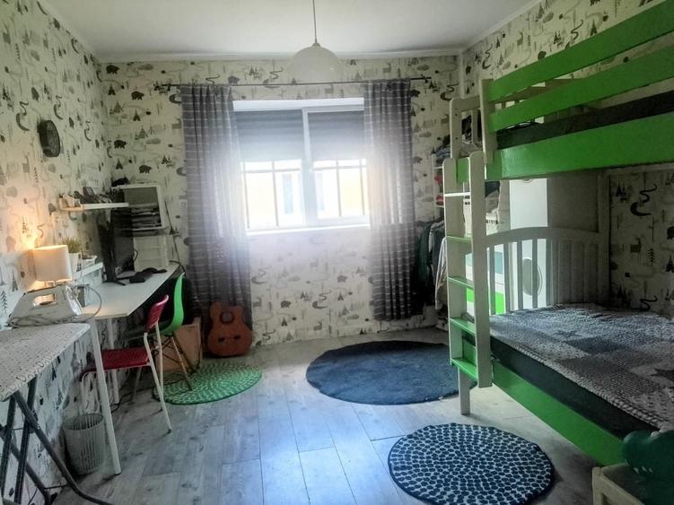 Casă cu 2 camere în Gârbova