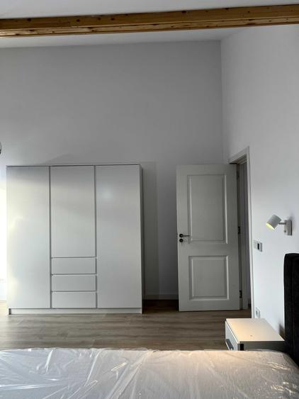 Apartament cu 3 camere decomandat în Ostroveni