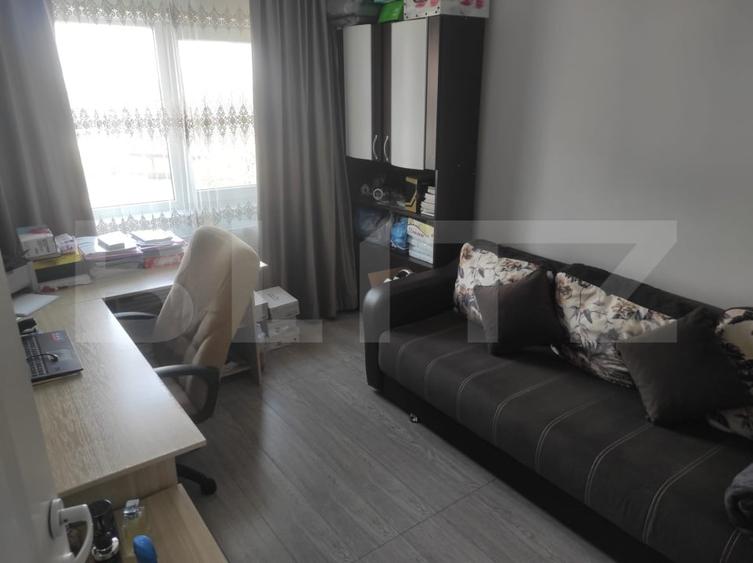 Apartament cu 3 camere decomandat, mobilat în Tomești