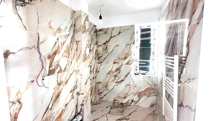 Apartament cu 2 camere decomandat în Est