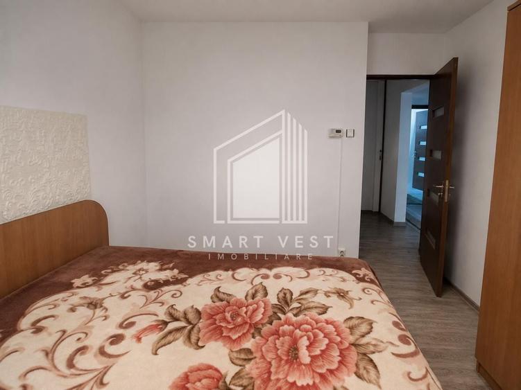 Apartament cu 3 camere decomandat, mobilat în Micro 17
