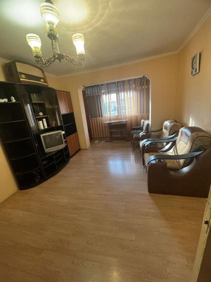 Apartament cu 2 camere nedecomandat în Central