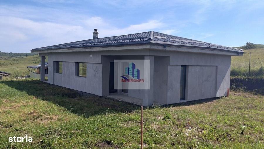 Casă cu 3 camere în Săliște