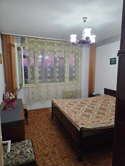 Apartament cu 2 camere semidecomandat în Crângași