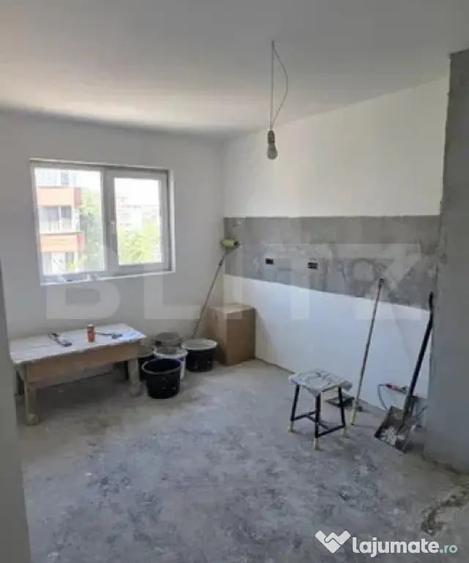 Apartament cu 3 camere decomandat în Micro 11