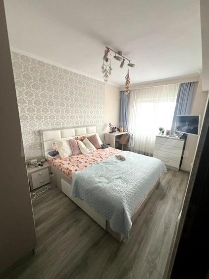 Apartament 4 camere, 86 mp, balcon, 2 băi, etaj intermediar, Manastur - 1