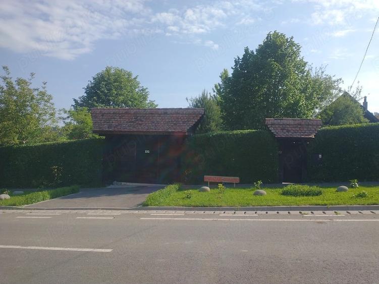 Casă cu 1 camere cu Teren 7500 Mp în Bazna