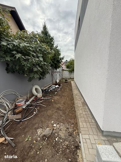 Casă cu 4 camere cu Teren 150 Mp în Ghencea