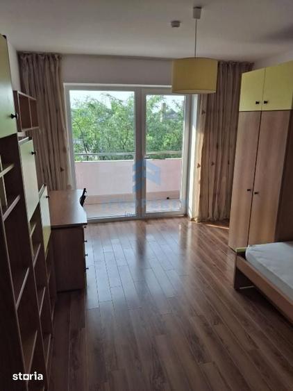 Apartament cu 3 camere în Pajura